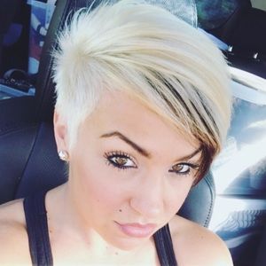 Meet your Posher, Brittany